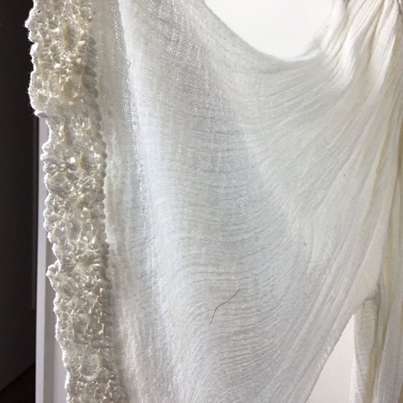 Beautiful,Ecru, Handmade Blouse. - Picture 7 of 7